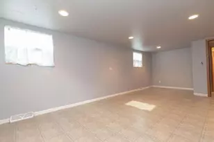 3136 Lois Pl, Highland, IN 46322 - Photo 14