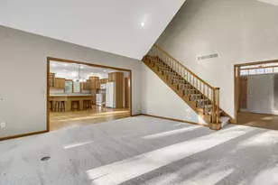 7674 E Potato Hole Ct, New Carlisle, IN 46552 - Photo 4