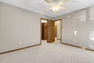 7674 E Potato Hole Court, New Carlisle, IN 46552 - Photo 24