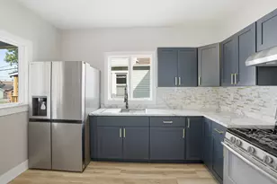 4848 Baring Ave, East Chicago, IN 46312 - Photo 14