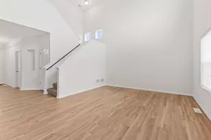 2939 Winterberry Rd, Portage, IN 46368 - Photo 2