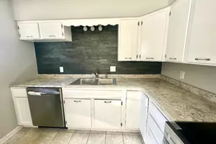 1817 W Porter Ave, Chesterton, IN 46304 - Photo 6