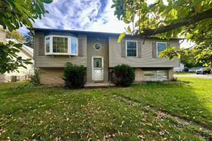 1817 W Porter Ave, Chesterton, IN 46304 - Photo 1