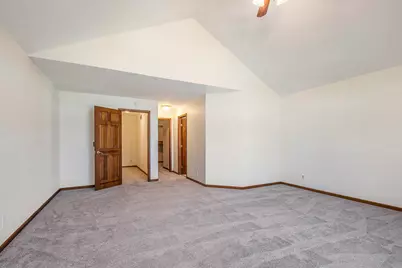 4951 N Meadow Court, La Porte, IN 46350 - Photo 16