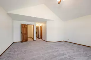 4951 N Meadow Ct, La Porte, IN 46350 - Photo 16