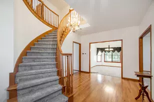 4951 N Meadow Ct, La Porte, IN 46350 - Photo 4