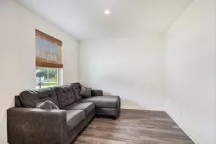 882 Argyle Ct, Chesterton, IN 46304 - Photo 4