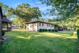 7232 W Lynwood Dr, Michigan City, IN 46360 - Photo 24