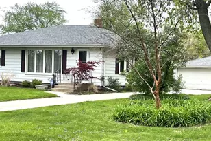 8959 Lawndale St, Highland, IN 46322 - Photo 1