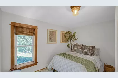 725 W 450 N, Hobart, IN 46342 - Photo 6