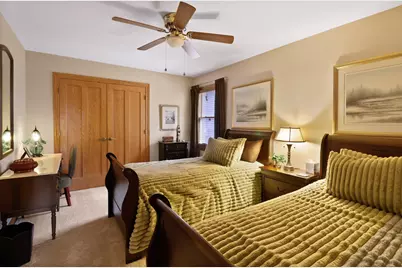 10400 Doubletree Drive S, Crown Point, IN 46307 - Photo 20