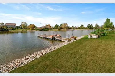 10400 Doubletree Drive S, Crown Point, IN 46307 - Photo 32