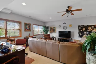 10400 Doubletree Dr S, Crown Point, IN 46307 - Photo 26