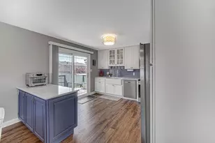 1005 Hanover Ln, Dyer, IN 46311 - Photo 4