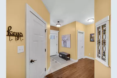 3002 Winter Garden Drive, Valparaiso, IN 46385 - Photo 14