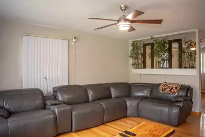 400 E 52nd Avenue, Merrillville, IN 46410 - Photo 4