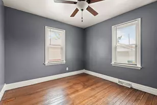 7714 Marshall St, Merrillville, IN 46410 - Photo 10