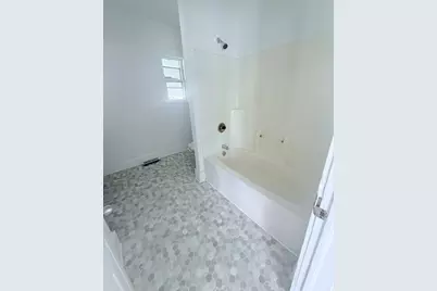 1930 Tennessee Street, Michigan City, IN 46360 - Photo 16