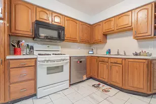 2738 Tecumseh St, Portage, IN 46368 - Photo 6