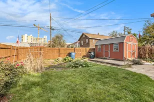 112 E Warren St, Michigan City, IN 46360 - Photo 12