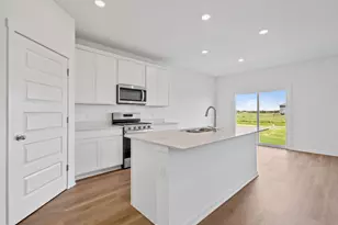 10638 Morse Pl, Crown Point, IN 46307 - Photo 4