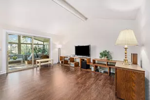 2814 Carmen St, Portage, IN 46368 - Photo 10