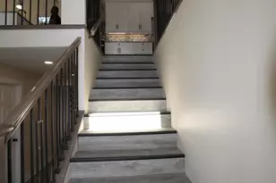 2288 Marshall Pl, Gary, IN 46404 - Photo 6