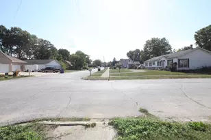 2288 Marshall Pl, Gary, IN 46404 - Photo 32