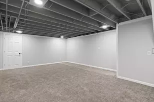 16 S 200 W, Valparaiso, IN 46385 - Photo 24