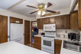 4674 Friar Tuck Cir, Rensselaer, IN 47978 - Photo 12