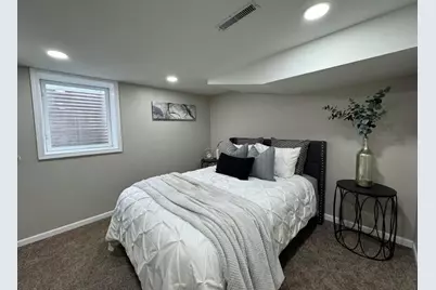 6910 Ash Avenue, Gary, IN 46403 - Photo 18