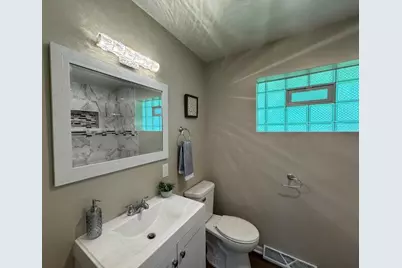 6910 Ash Avenue, Gary, IN 46403 - Photo 10