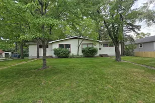 721 N Carroll Ave, Michigan City, IN 46360 - Photo 2