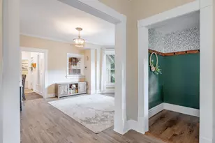 1808 Washington St, Valparaiso, IN 46383 - Photo 4