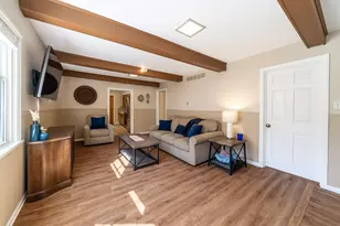 1704 Clover Ln, Valparaiso, IN 46385 - Photo 16