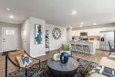 600 W 39th Place, Hobart, IN 46342 - Photo 6