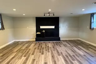 7600 W Mill Ct, Hobart, IN 46342 - Photo 20