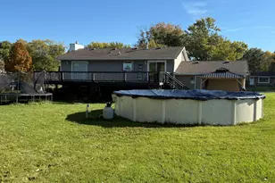 7600 W Mill Ct, Hobart, IN 46342 - Photo 6