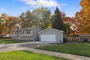 1198 Csokasy Ln, Hobart, IN 46342 - Photo 2