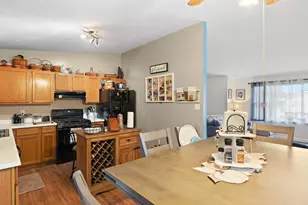 1198 Csokasy Ln, Hobart, IN 46342 - Photo 10