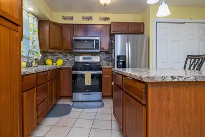 1850 W 58th Place, Merrillville, IN 46410 - Photo 12