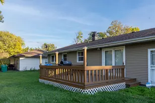 1850 W 58th Pl, Merrillville, IN 46410 - Photo 6