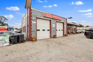 1003 Calumet Ave, Valparaiso, IN 46383 - Photo 4