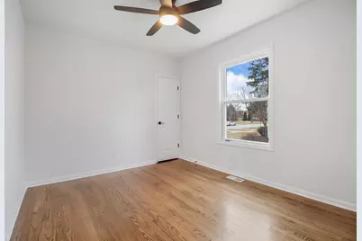 7937 Forest Avenue, Munster, IN 46321 - Photo 12