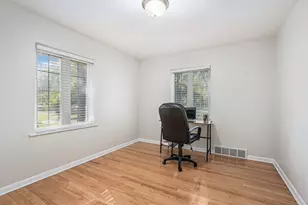 6233 Grand Blvd, Hobart, IN 46342 - Photo 10