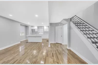 552 Harrison Street, Gary, IN 46402 - Photo 2