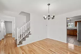 1741 E 106th Pl, Crown Point, IN 46307 - Photo 2