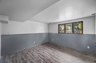 1938 Magnolia Ln, Munster, IN 46321 - Photo 20