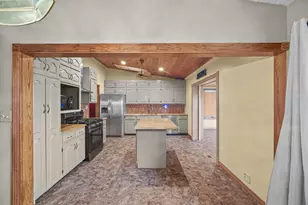 1938 Magnolia Ln, Munster, IN 46321 - Photo 6