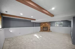 1938 Magnolia Ln, Munster, IN 46321 - Photo 12